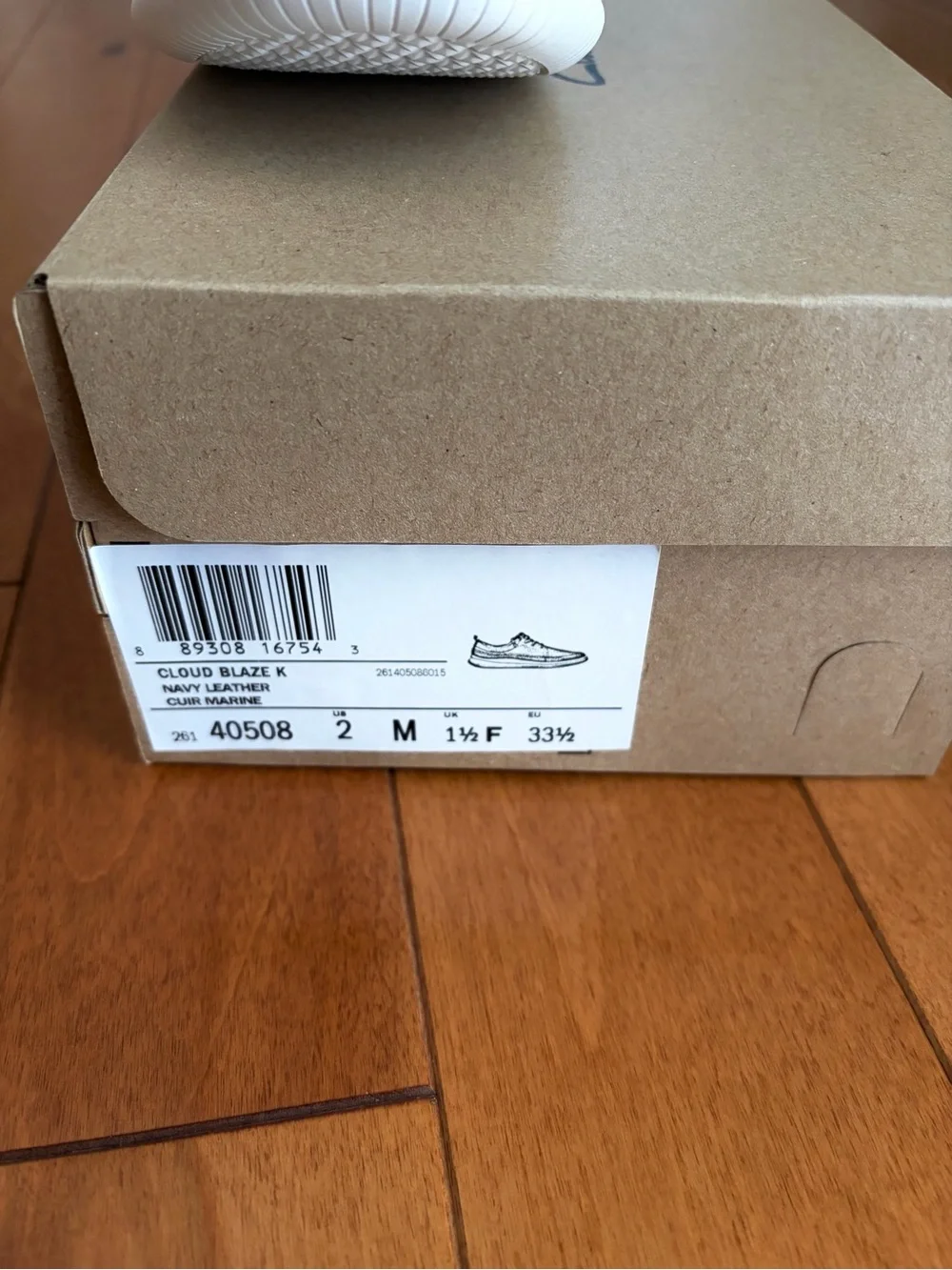 NIB Clarks Cloud Blaze Boys Navy Blue Leather Sneakers Shoes Size 2